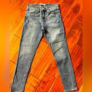 Joe’s jeans. Skinny high rise. Medium wash